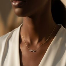 گردنبند سفید دیوید یورمن