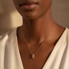 گردنبند باگت بنفش