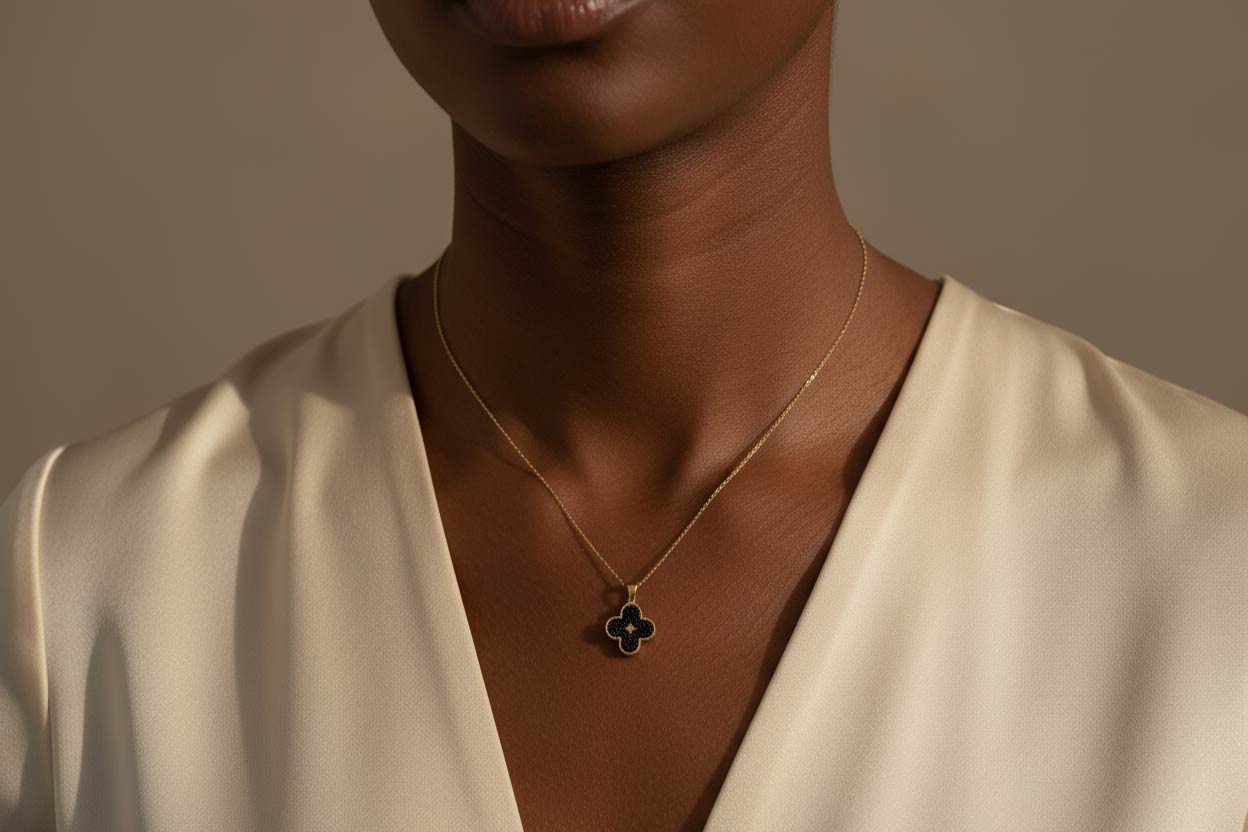 آویز ونکلیف مشکی شاین